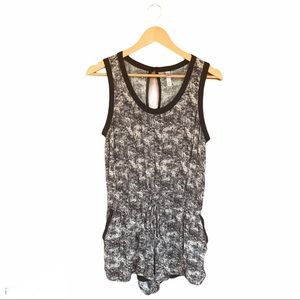 Xhilaration Printed Sleeveless Romper w/ Pockets